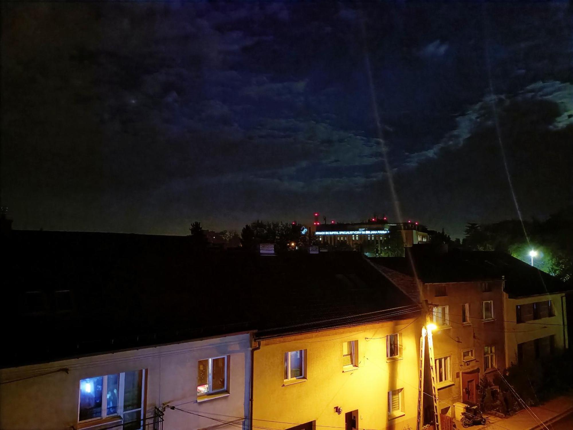 Pokoje Przytulnie Jak W Domu Cracovia Exterior foto