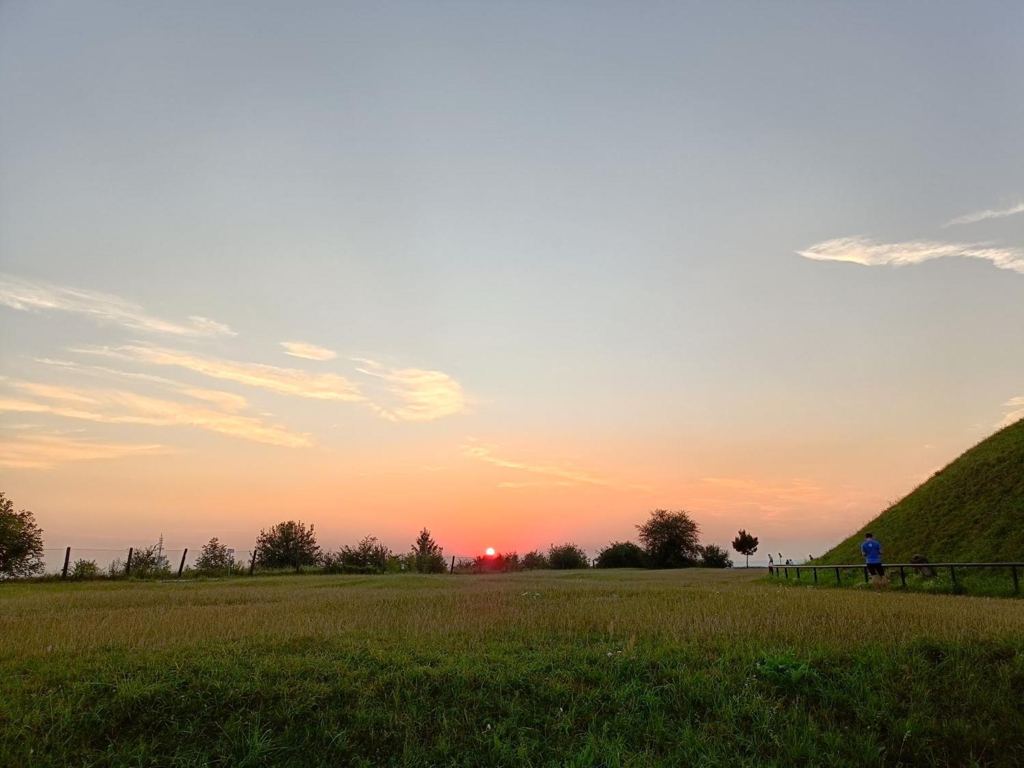 Pokoje Przytulnie Jak W Domu Cracovia Exterior foto